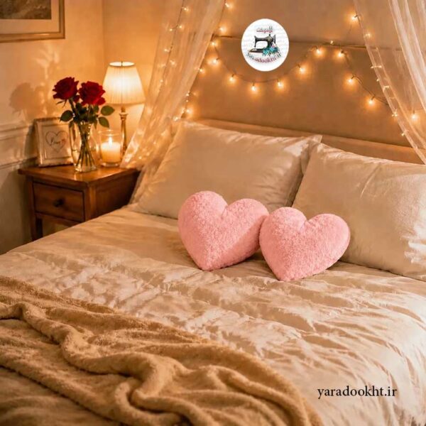 Cushion love yaradukht 3 600x600