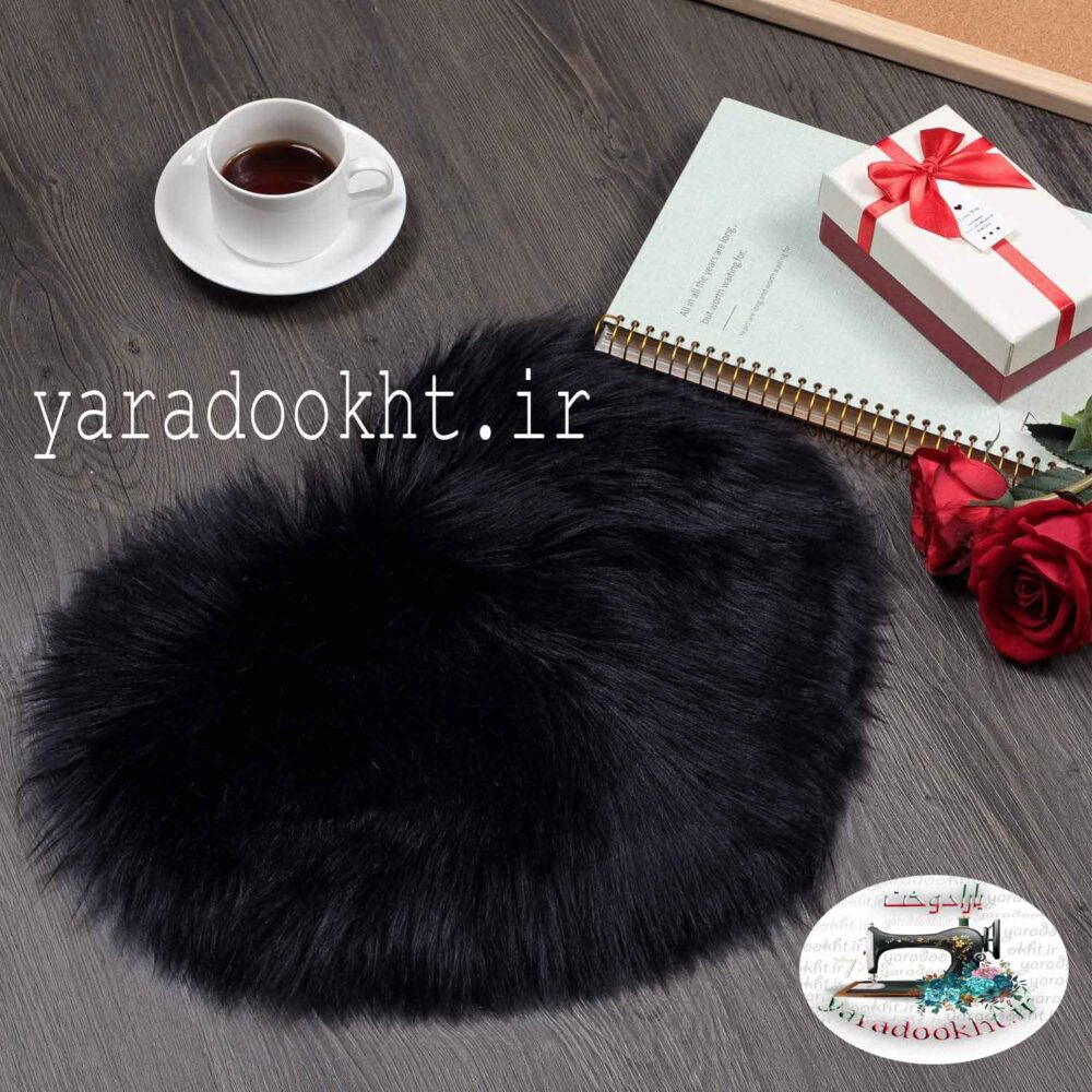 رومیزی قلب خز پرزبلند