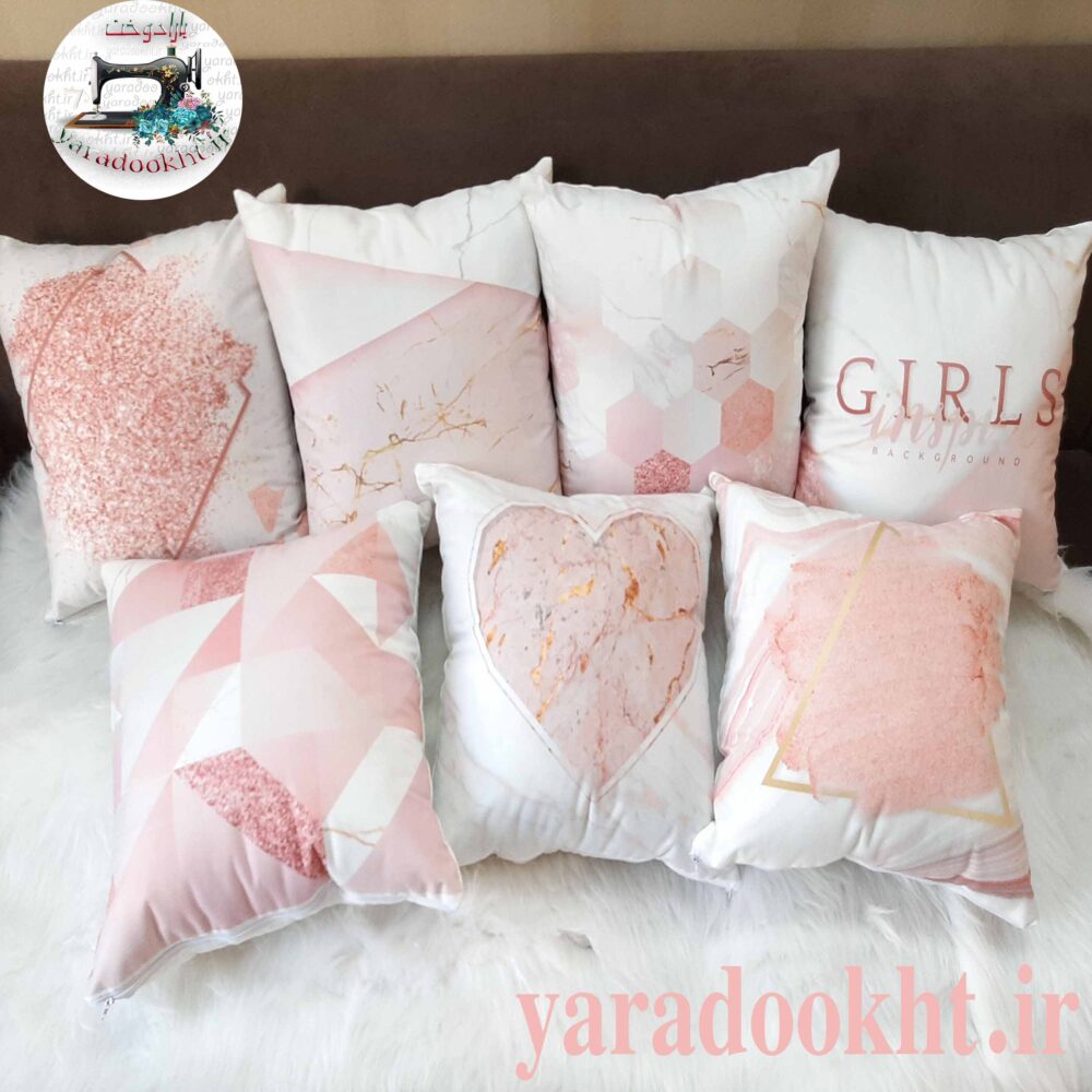 مجموعه کوسن مخمل سفید صورتی