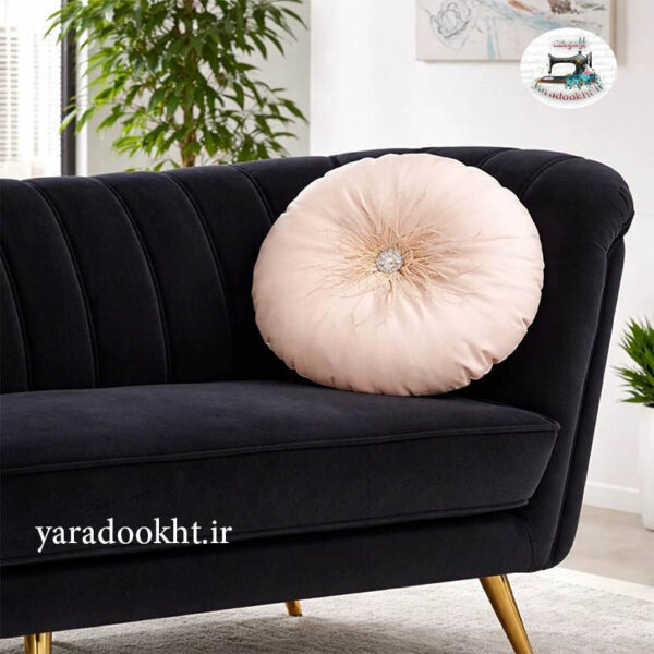 Cushion Circle form 3 600x600