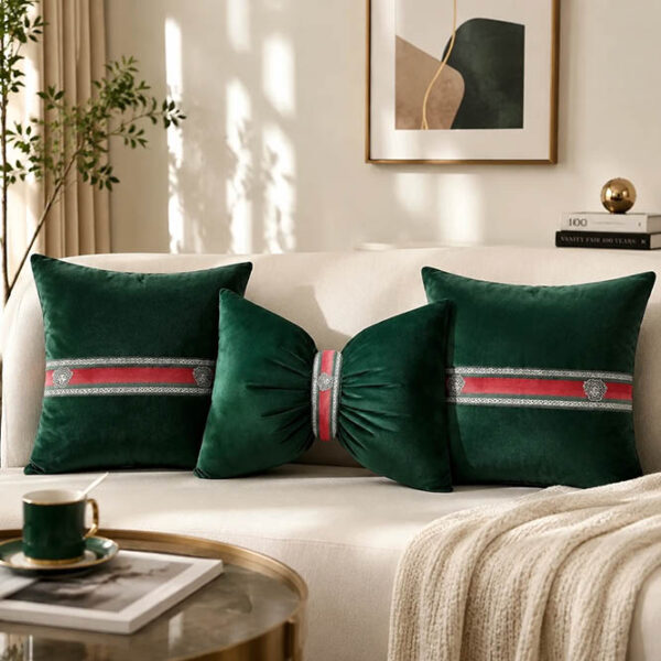 Cushion 2027 600x600